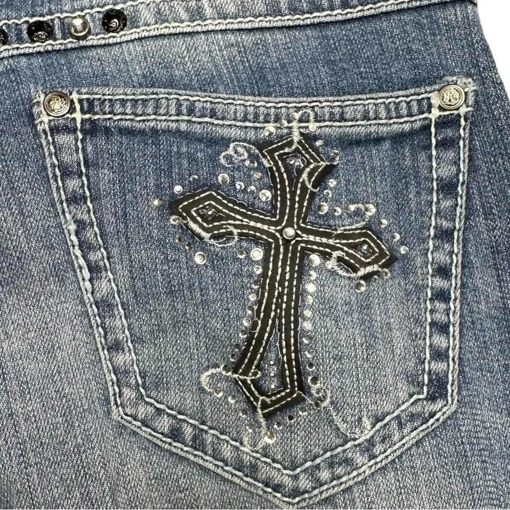 Rock 47 Embellished Cross Pocket Wrangler Bootcut Jeans - Picture 13 of 14